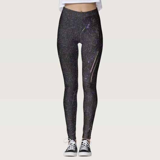 Meteordusche im Dunklen Himmel Leggings (Vorderseite)