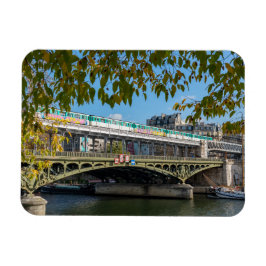 Metro auf der Brücke Bir-Hakeim - Paris, Frankreic Magnet
