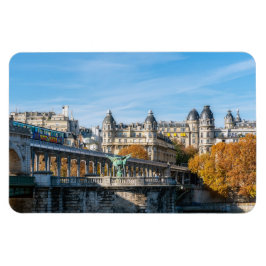 Metro in Pont de Bir-Hakeim - Paris, Frankreich Magnet