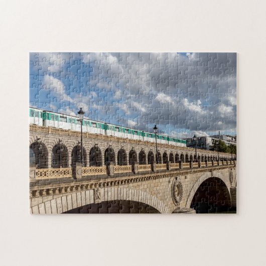 Metro überquert Bercy Bridge - Paris, Frankreich Puzzle (Horizontal)