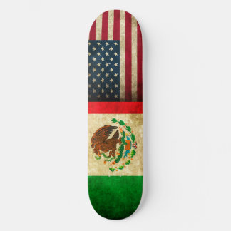 Mexikanisch-amerikanische Skater brauchen dieses S Skateboard
