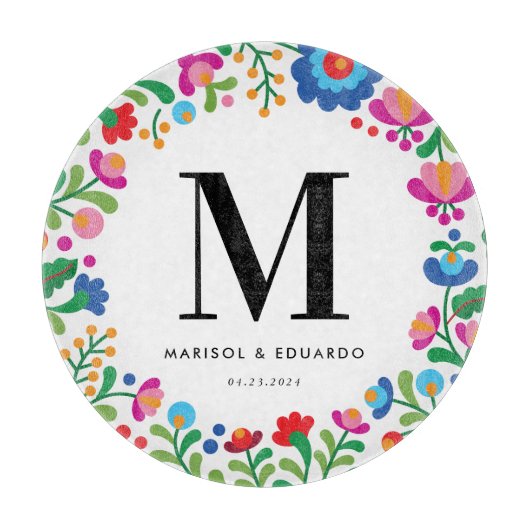 mexikanische Stickerei Mit Monogramm Hochzeit Schneidebrett (Vorderseite)