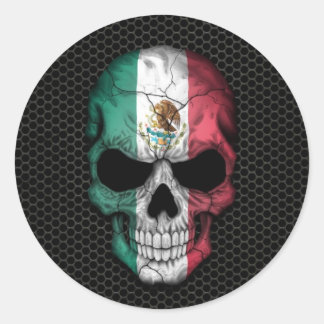 mexikanischer Flaggenschädel auf Stahlmesh-Grafik Runder Aufkleber