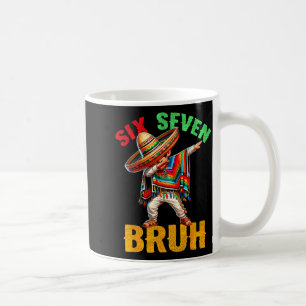 Mexikanischer Junge dabbing cinco de mayo sechs si Kaffeetasse