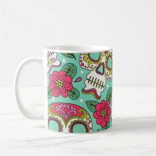 Mexikanischer Totenkopf und Blumen, nahtlos. Kaffeetasse