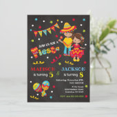 Mexikanisches Fiesta Joint Birthday Invitation Boy Einladung (Stehend Vorderseite)