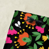 Mexikanisches Stickereimuster auf schwarz Strandtuch (Beispiel)