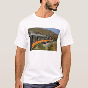 Mexiko, Chihuahua, Copper Canyon. Ansichten von T-Shirt