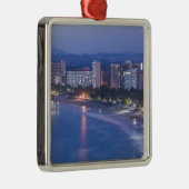 Mexiko, Guerrero, Ixtapa. Ixtapa Hotels entlang Ornament Aus Metall (Rechts)