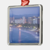 Mexiko, Guerrero, Ixtapa. Ixtapa Hotels entlang Ornament Aus Metall (Links)