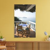 Mexiko, Guerrero, Zihuatanejo. Café Table over Leinwanddruck (Insitu (Wohnzimmer))