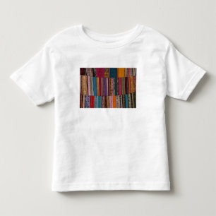 Mexiko, Provinz Oaxaca, Oaxaca, gewebte Gürtel auf Kleinkind T-shirt