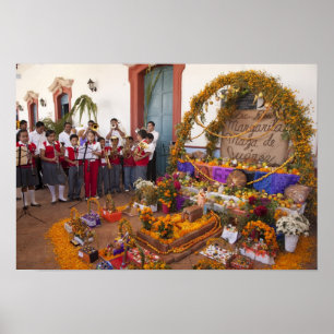 Mexiko, Provinz Oaxaca, Ocotlan, Studenten in Poster