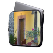 Mexiko, San Miguel de Allende, Eingang zum Archway Laptopschutzhülle (Vorderseite Links)