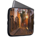 Mexiko, San Miguel de Allende. Früh Laptopschutzhülle (Vorne Rechts)