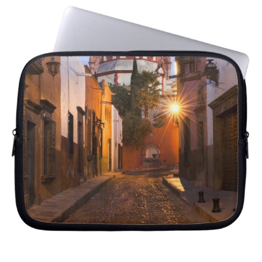 Mexiko, San Miguel de Allende. Früh Laptopschutzhülle (Vorderseite)