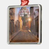 Mexiko, San Miguel de Allende. Früh Silbernes Ornament (Links)