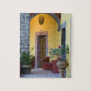 Mexiko, San Miguel de Allende, Torbogen-Eingang Puzzle