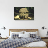 Mexiko, Villahermosa, riesiger Olmec-Kopf, La Vent Leinwanddruck (Insitu (Schlafzimmer))