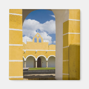 Mexiko, Yucatan, Izamal. Das Franziskanerkloster 2 Magnet
