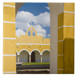 Mexiko, Yucatan, Izamal. Franziskanerkloster 2 Fliese