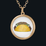 Mexikos Food Feinschmecker Taco Tacos Cinco de May Vergoldete Kette<br><div class="desc">Necklace zeigt eine originelle Marker-Abbildung eines leckeren mexikanischen Essen harte Muschel Taco gefüllt mit Rind,  Käse,  Salat,  Tomaten und saure Sahne. Ideal für deinen Lieblings-Feinschmecker!</div>