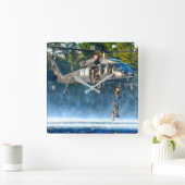 MH-60 M SCHWARZE HAWK QUADRATISCHE WANDUHR (Zuhause)