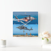 MH-60er SEAHAWK Quadratische Wanduhr (Zuhause)