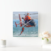 MH-65 DOLPHIN QUADRATISCHE WANDUHR (Zuhause)