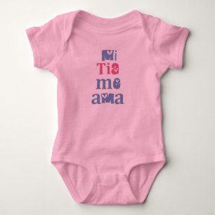 Mi Tia Me Ama Baby Strampler