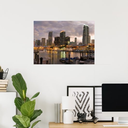 Miami financial skyline at dusk poster (Heimbüro)