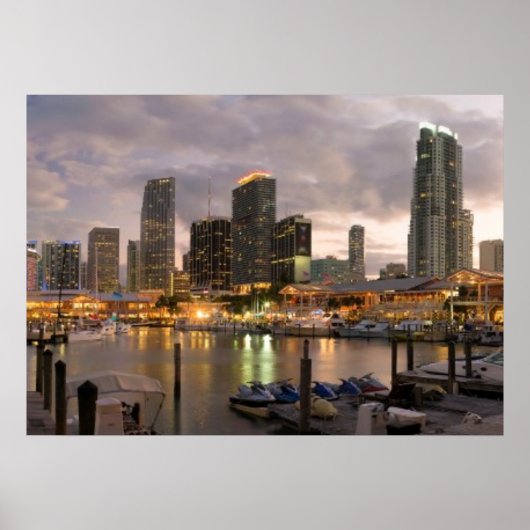 Miami financial skyline at dusk poster (Vorne)