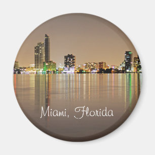 Miami, Florida, die Magische Stadt in der Nacht Magnet