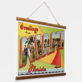 Miami Greeting Wandteppich Mit Holzrahmen (Gewinkelt)