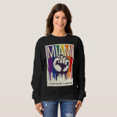 Miami LGBTQ Pride Rainbow Flag Resist Fist Proud L Sweatshirt (Vorne ganz)