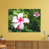 Miami Pink Hibiskus Tropische Blume Bloom Leinwanddruck (Insitu (Wohnzimmer))