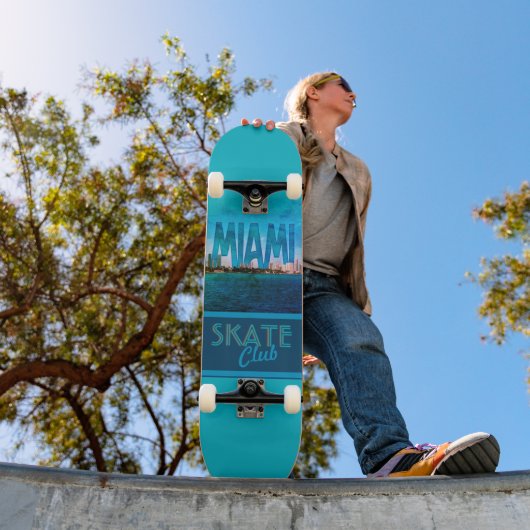 Miami Skate Club Skateboard (Außenbereich 1)