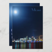 Miami-Skyline am Nachtpanorama - Einladung (Vorne/Hinten)
