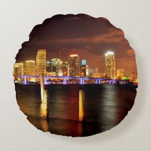 Miami-Skyline nachts, Florida Rundes Kissen