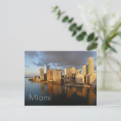 Miami Skyline und Reflektion Postkarte (Stehend Vorderseite)