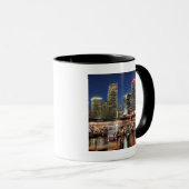 Miami-Skylinestadt in Florida Tasse (VorderseiteRechts)