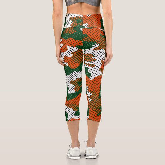 Miami Storm green & Orange Camo Printed Capri Leggings (Rückseite)