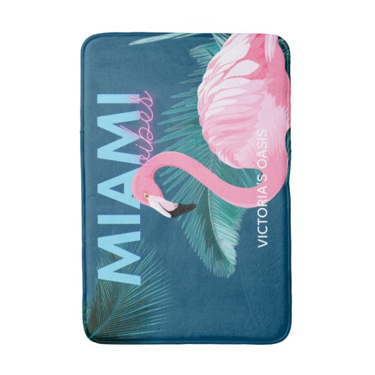Miami Vibes Neon Flamingo Art Deco Badematte (Vorderseite Vertikal)
