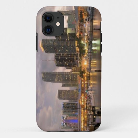 MiamifinanzSkyline an der Dämmerung Case-Mate iPhone Hülle (Rückseite)
