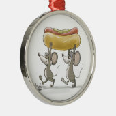 Mic & Mac's Picnic Premium Round Ornament (Rechts)
