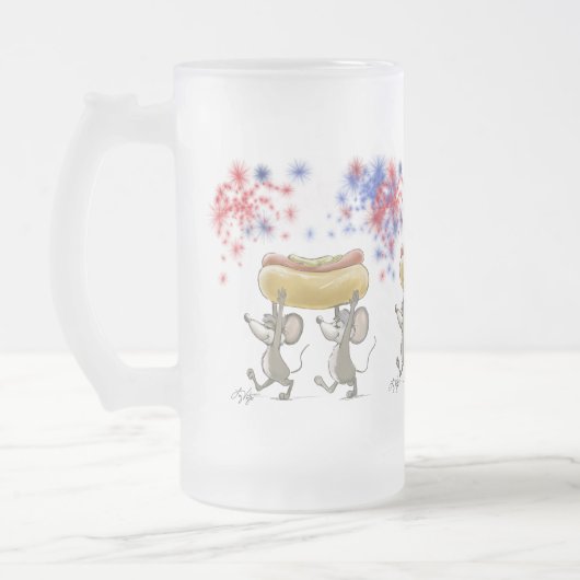 Mic und Mac's 4. Juli Nacht Picnic Mattierte Tasse (Links)