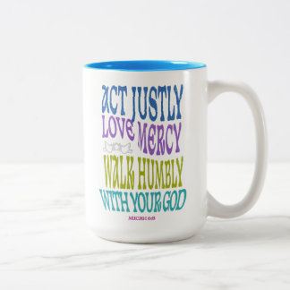 Micah 6:8 Colorful Scripture Customizable Zweifarbige Tasse
