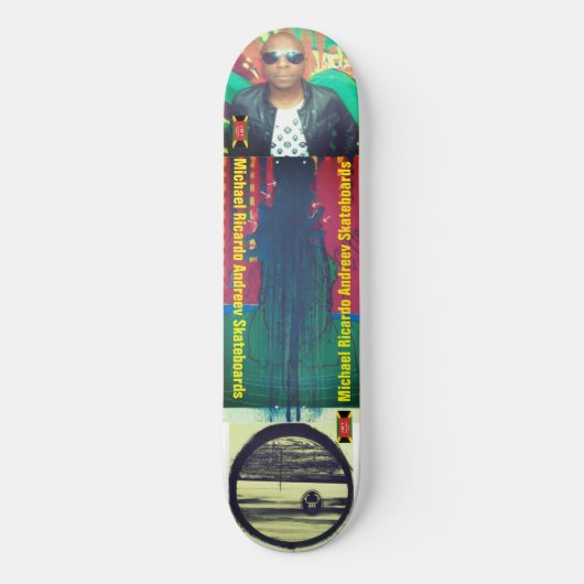 MICHAEL RICARDO 8 1/4" Skateboard Deck (Vorderseite)