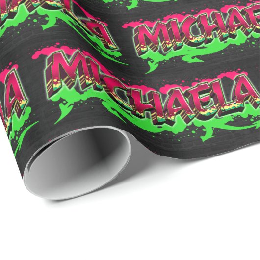 Michaela Vorname Name Graffiti red green Geschenkpapier (Rolleneckpunkt)