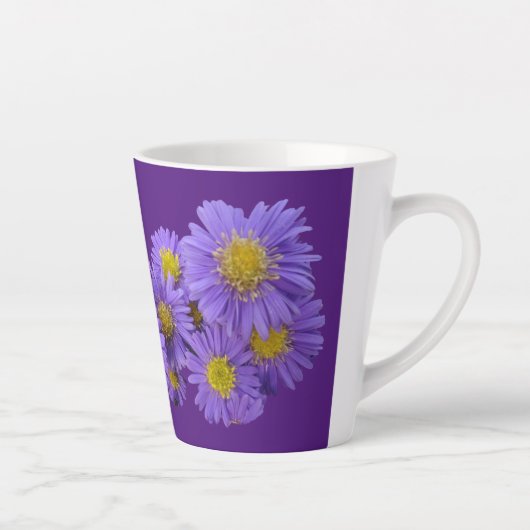 Michaelmas Daisy Cust Lila Latte Tasse (Rechts)